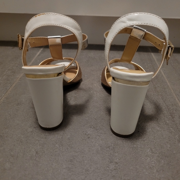 High heels US size 6 - Picture 3 of 5